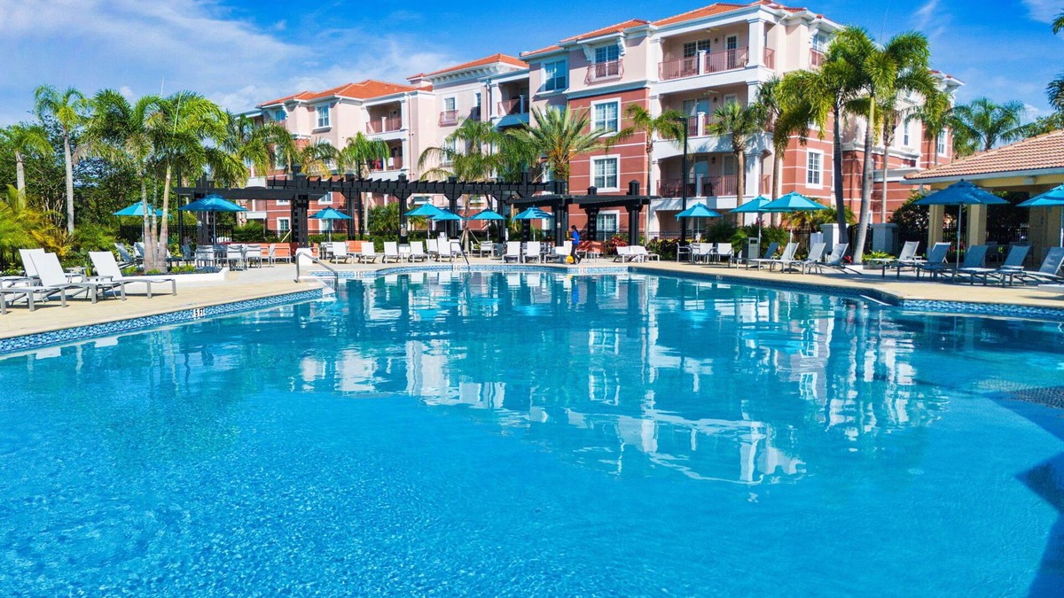 Orlando Apartment | 4804 Cayview Avenue #401