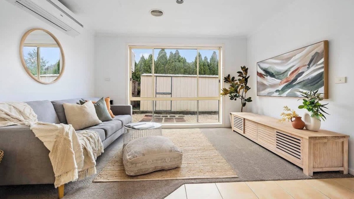 Mornington House | 4B Home in Quiet Mornington