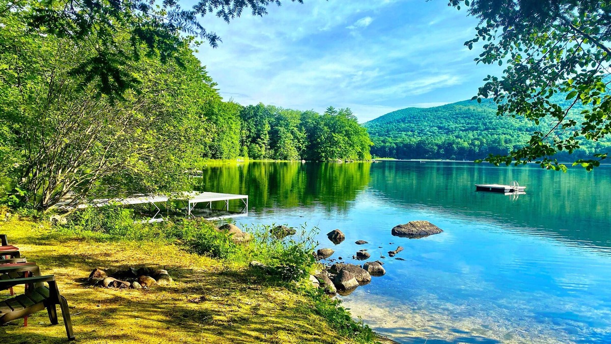 Moultonborough House | 4bd/3b -Tranquil Lakefront rental neighboring Lake Winnipesaukee & Squam