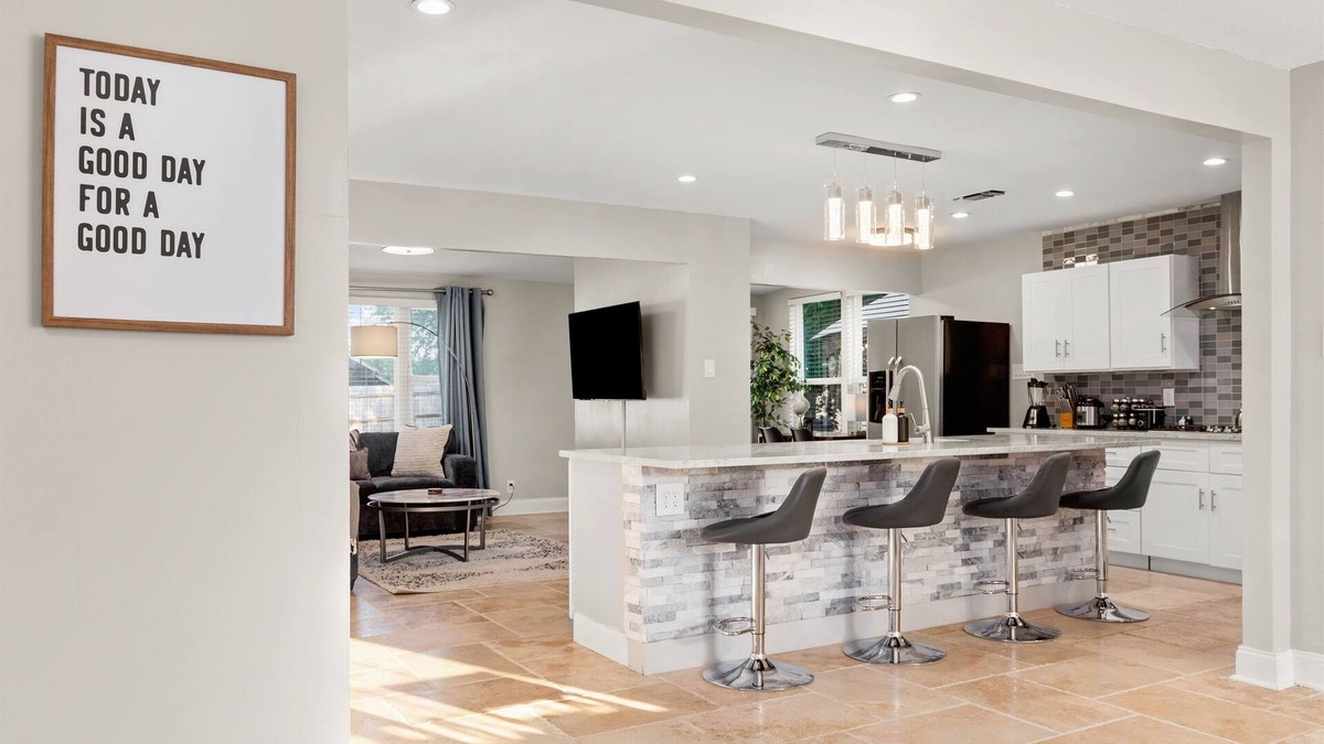 Leon Valley House | 4Bdrm + Patio | Near Med Center Lackland Riverwalk