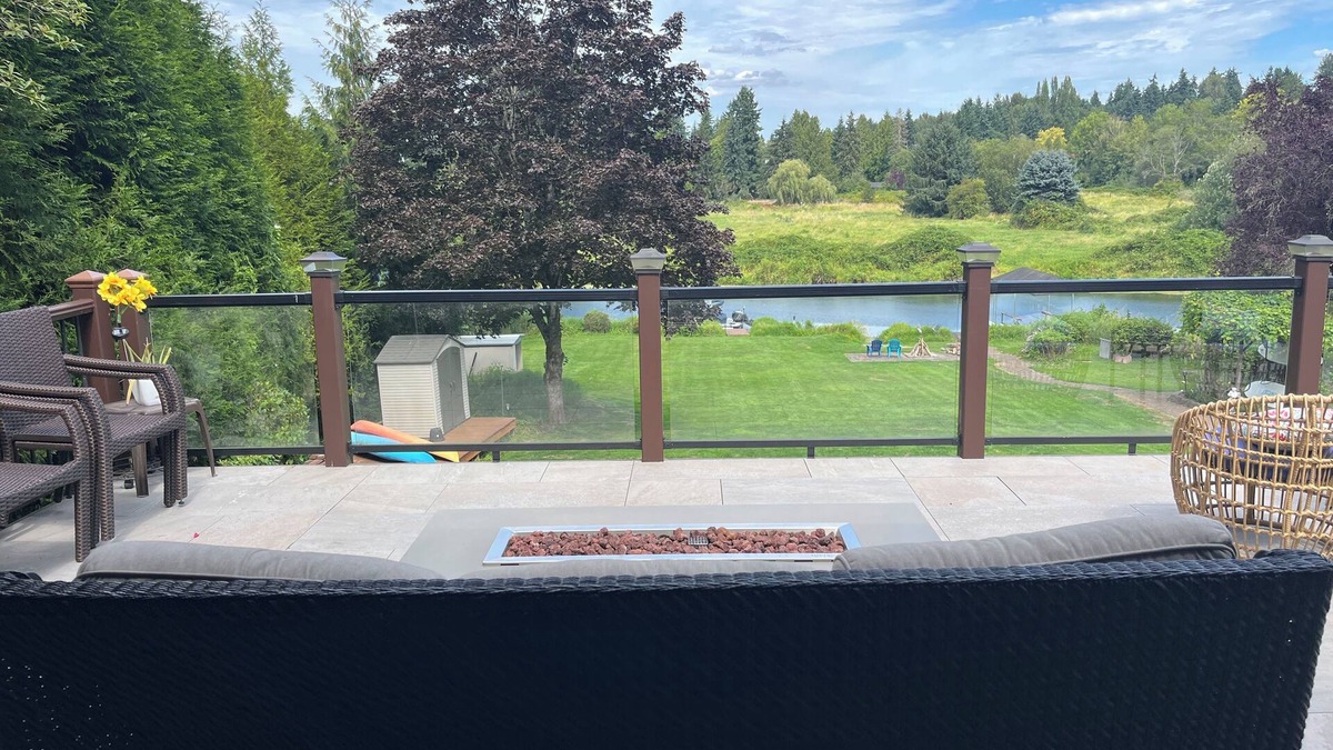 Kenmore House | 4bedroom house with large yard on the water, 2 decks, hot tub. Animals welcome.