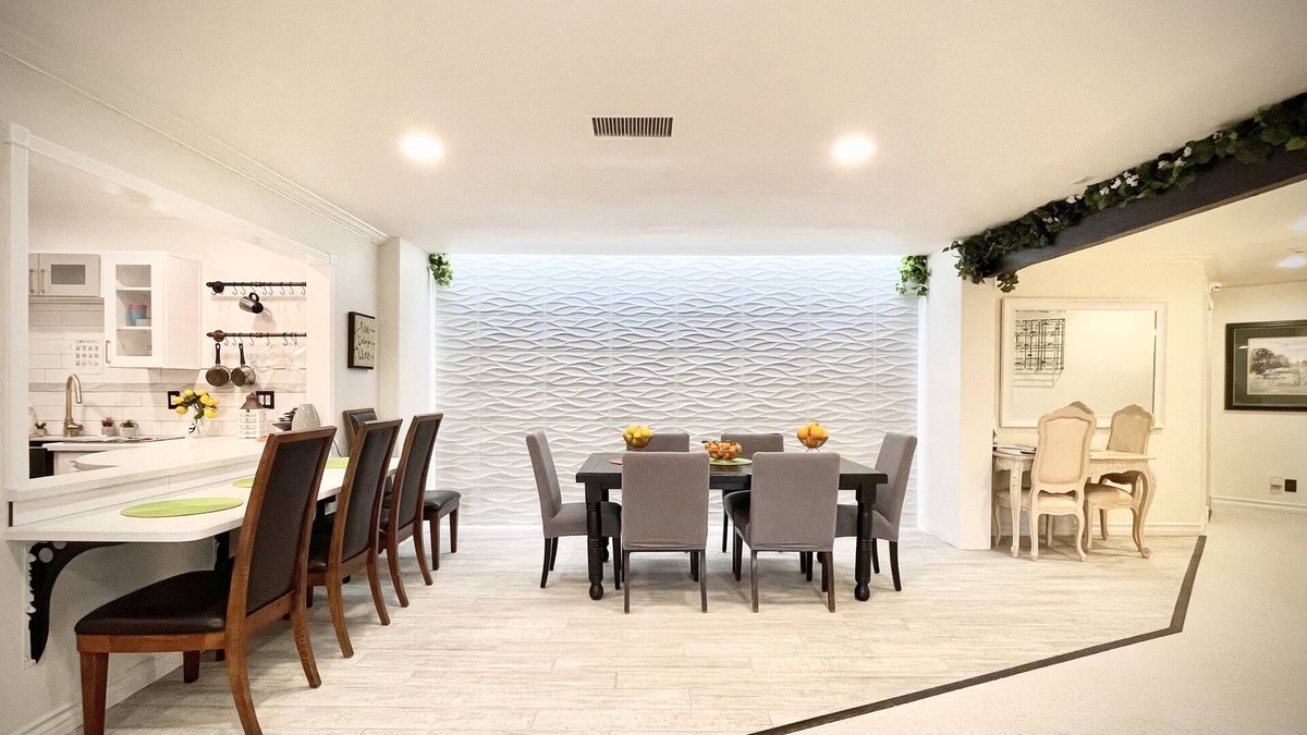 Rancho Bernardo House | 4beds 2.5baths 5min. drive to Rancho Bernardo Inn, Clubhouse, Starbucks, etc,.