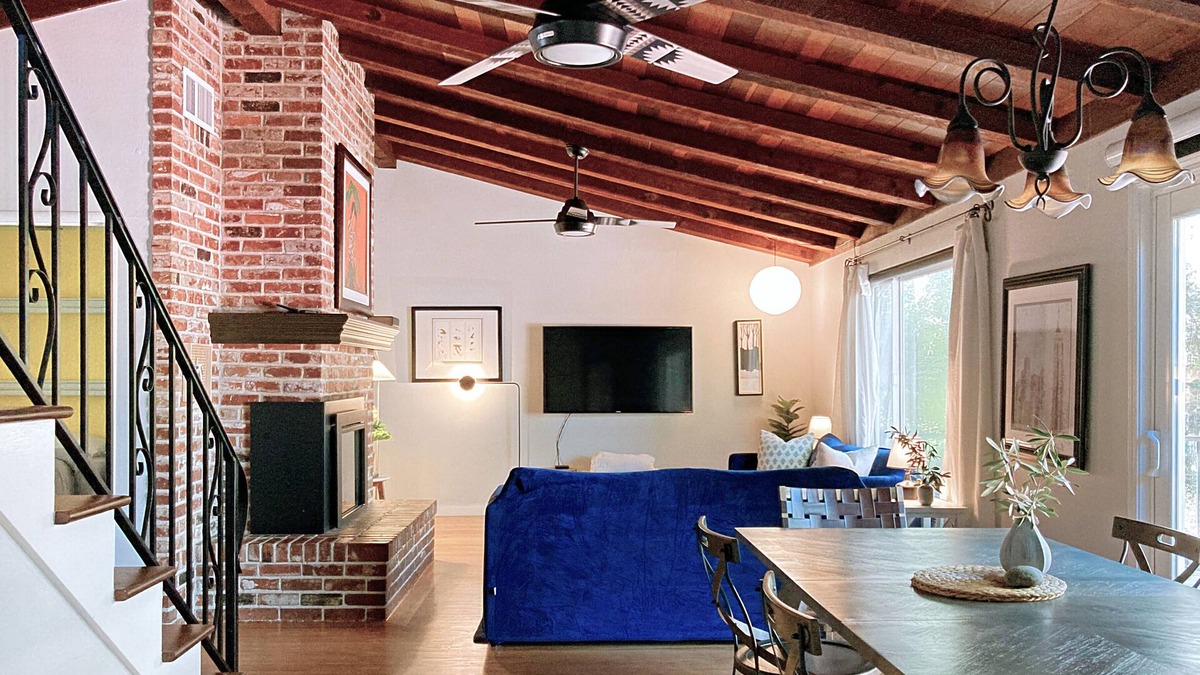 Arden-Arcade House | 4BR/2BA Mid-Century Retreat House: Your Perfect Getaway!