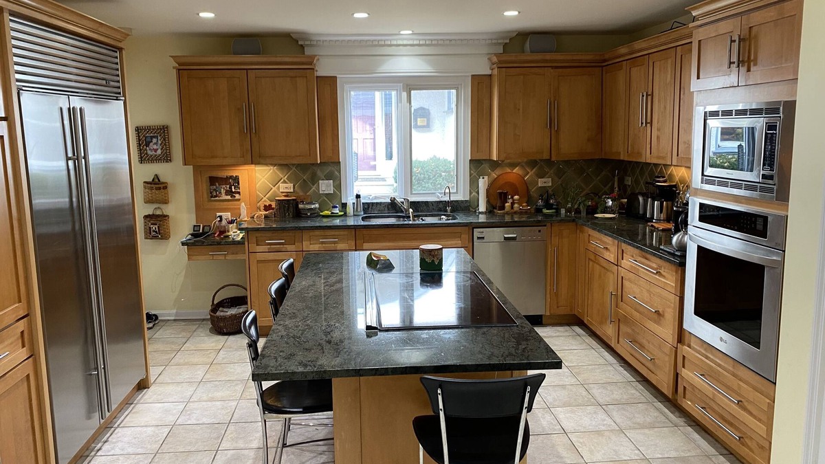 Evanston House | 4BR/3/BA 2 story home great location, Northwestern U, top neighborhood.