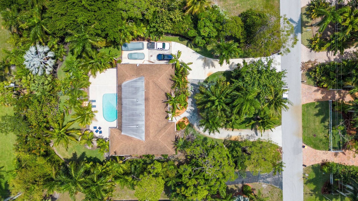North River Shores House | 4BR/3BA Tropical & Spacious - Heated Salt Pool!