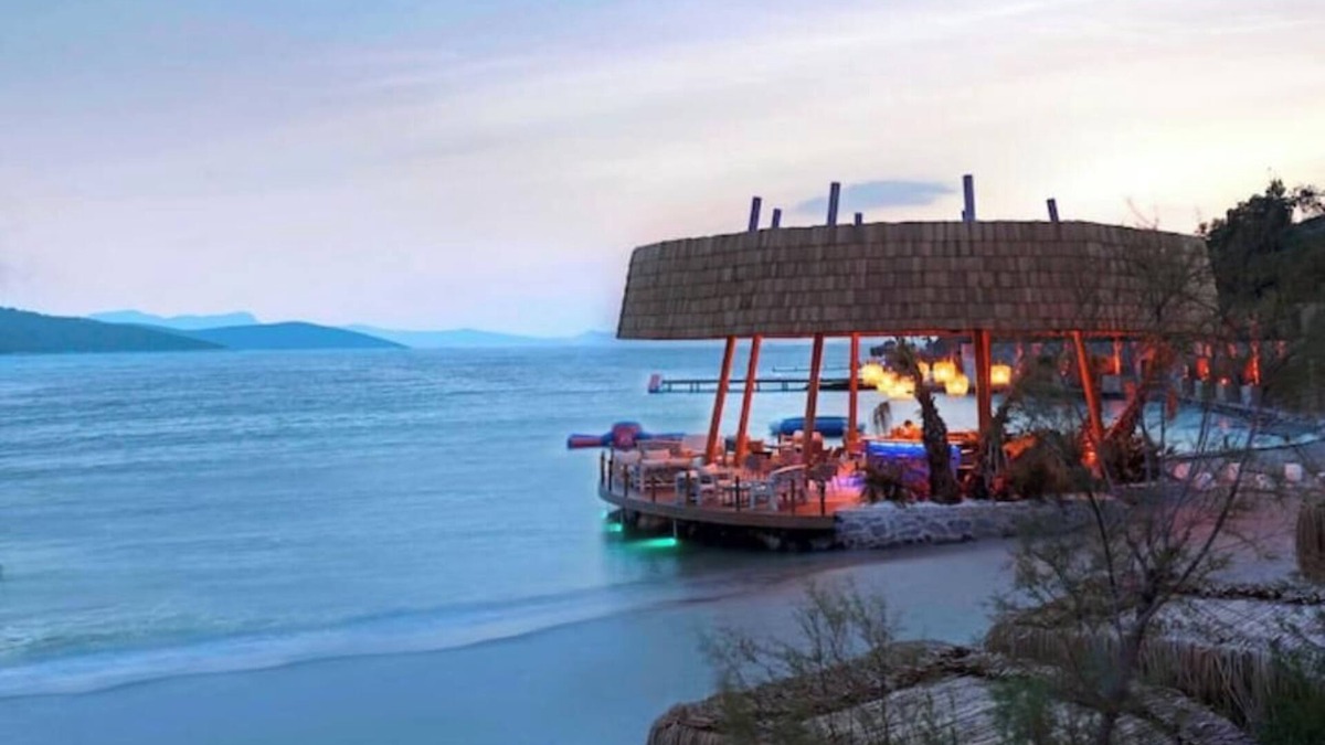 Milas Villa | 4BR Garden Villa Private Pool Aegean Elegance