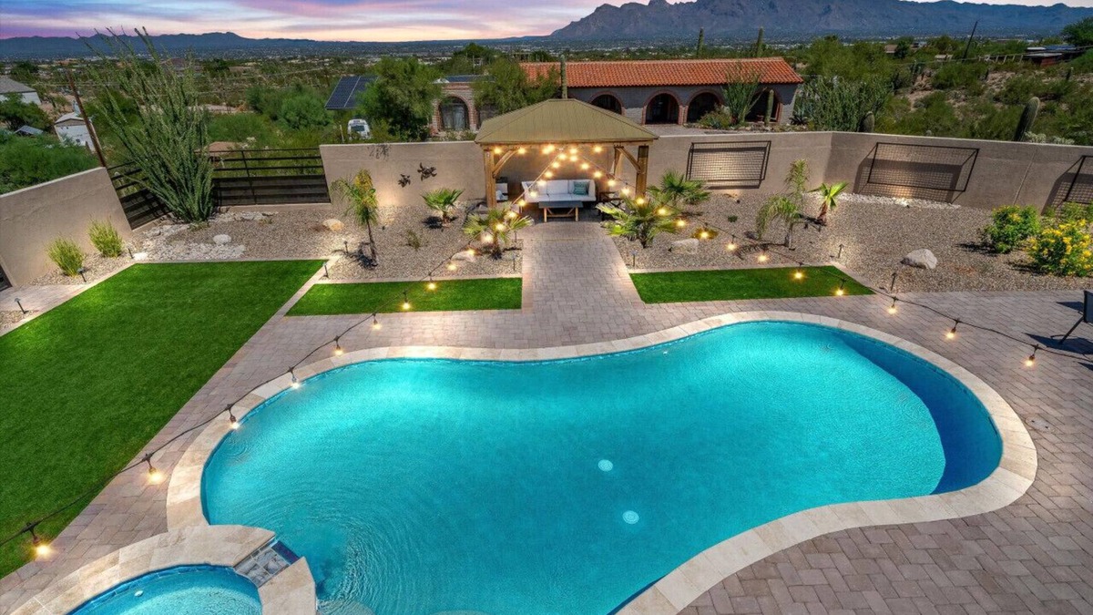 Tucson House | 4BR Home w/Mountain Views, Pool, Spa, Firepit & Gazebo
