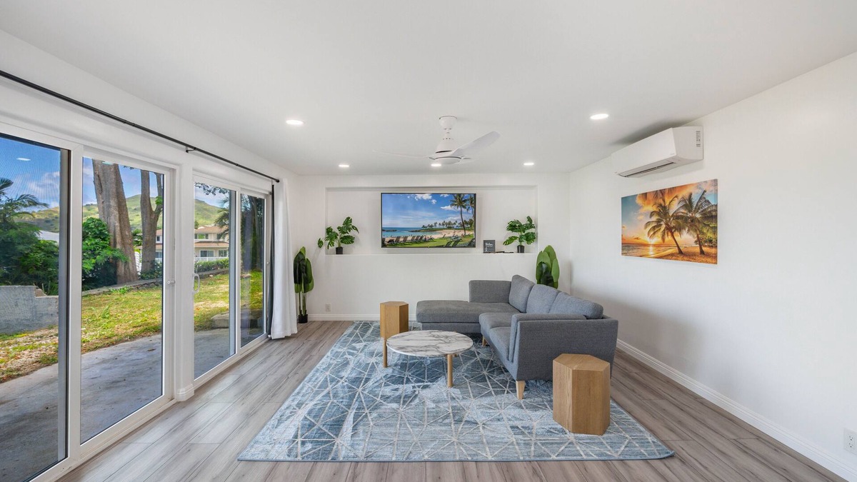 Kailua House | 4BR Kailua Ocean Views King Bed AC WiFi + Sleeps 8