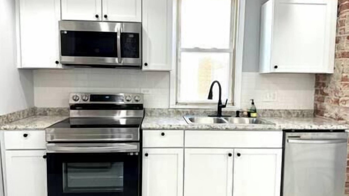 Westwood House | 4BR Spacious Cincinnati Home