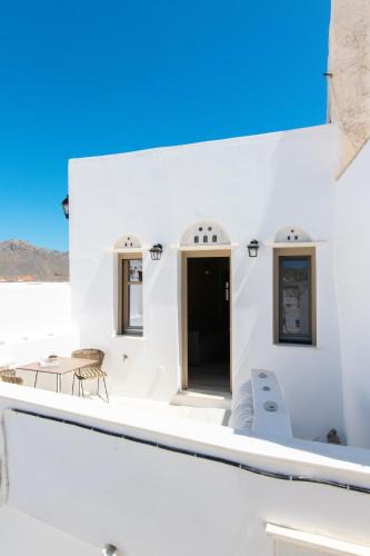 Panormos House | 4TWaves Pyrgos House -near the square Platanos