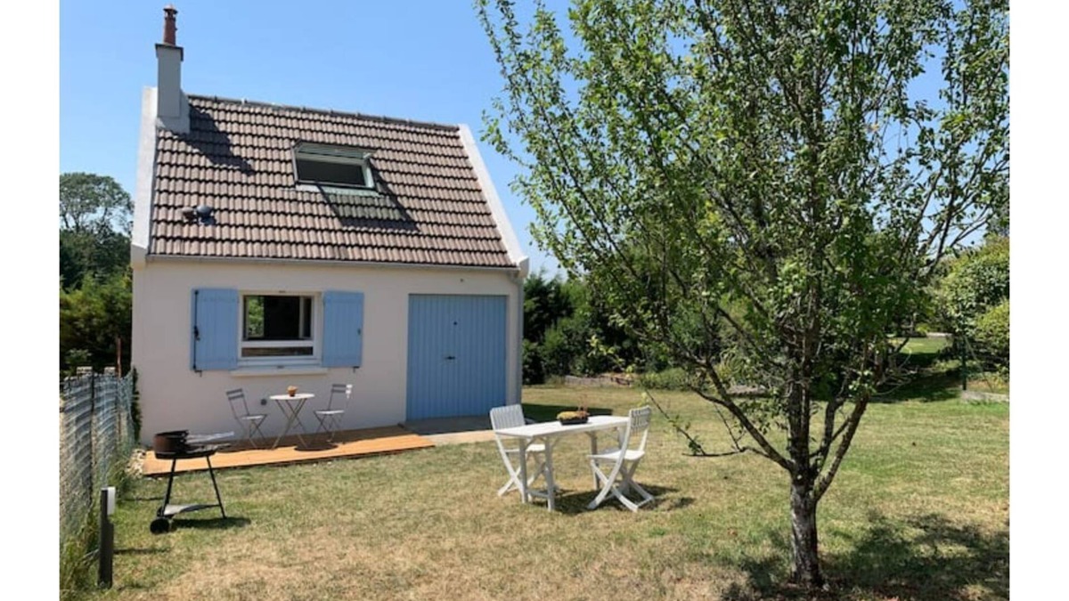Bussy-Saint-Martin House | 5-6 person house with garden, 10 minutes from Disney. Pk, bbq, Wii & Wifi