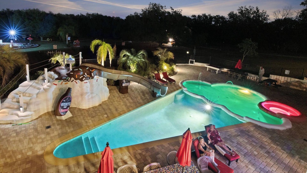 Clermont Villa | 5 Acre Estate With 11 Bedrooms & Giant Pool w/Slide, Splash Park, & Crazy Golf!