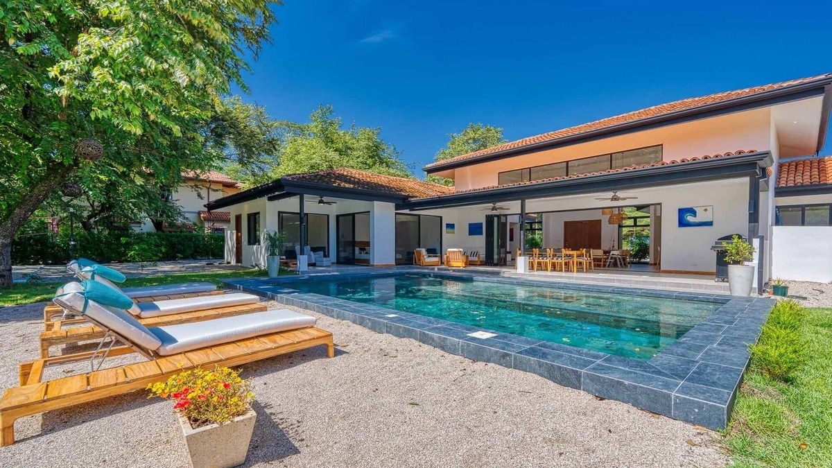 Tamarindo House | 5 Bed 5 Bath 16 Guests Luxury Style Comfort Villa