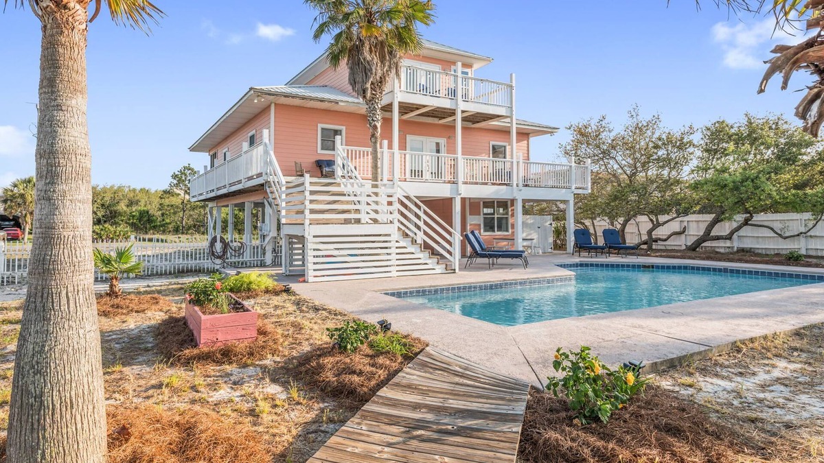 Morgantown House | 5 BED/5 BATH BEACH HOME!⭐️PRIVATE HEATED POOL!⭐️SLEEPS 16⭐️WALK TO THE BEACH!