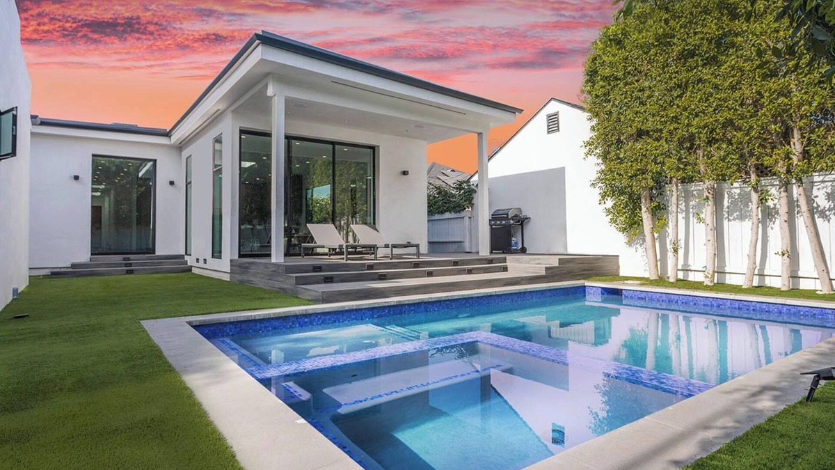 McManus House | 5 BED LUXURY HOME W/POOL&BBQ