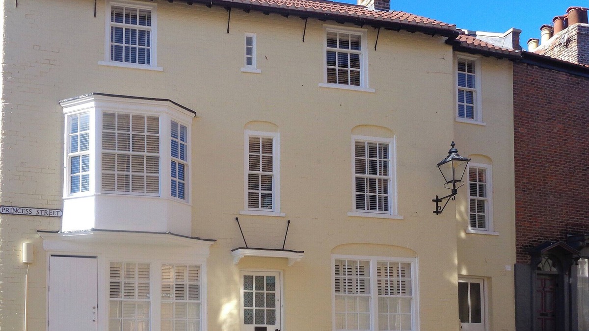 Scarborough Cottage | 5 bedroom accommodation in Scarborough