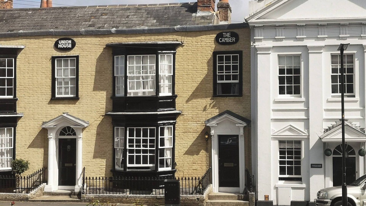 Cowes Cottage | 5 bedroom accommodation in Cowes