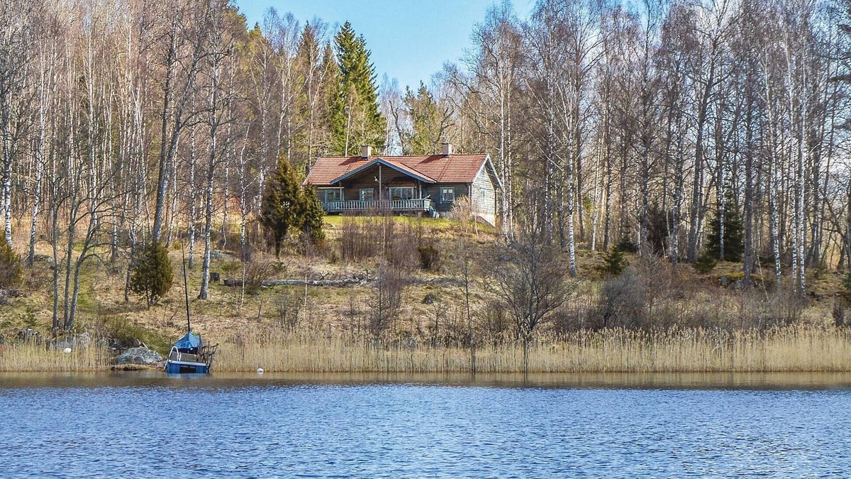 Rimbo House | 5 bedroom accommodation in Rö