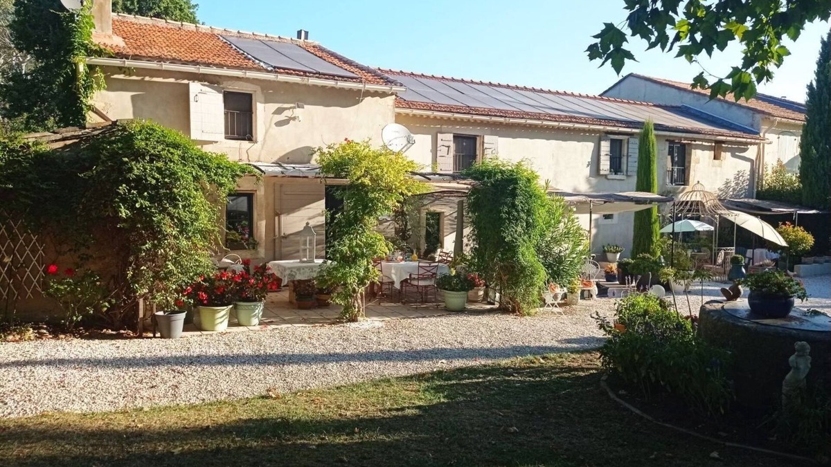 Noves Other | 5 Bedroom Agritourism property in Noves