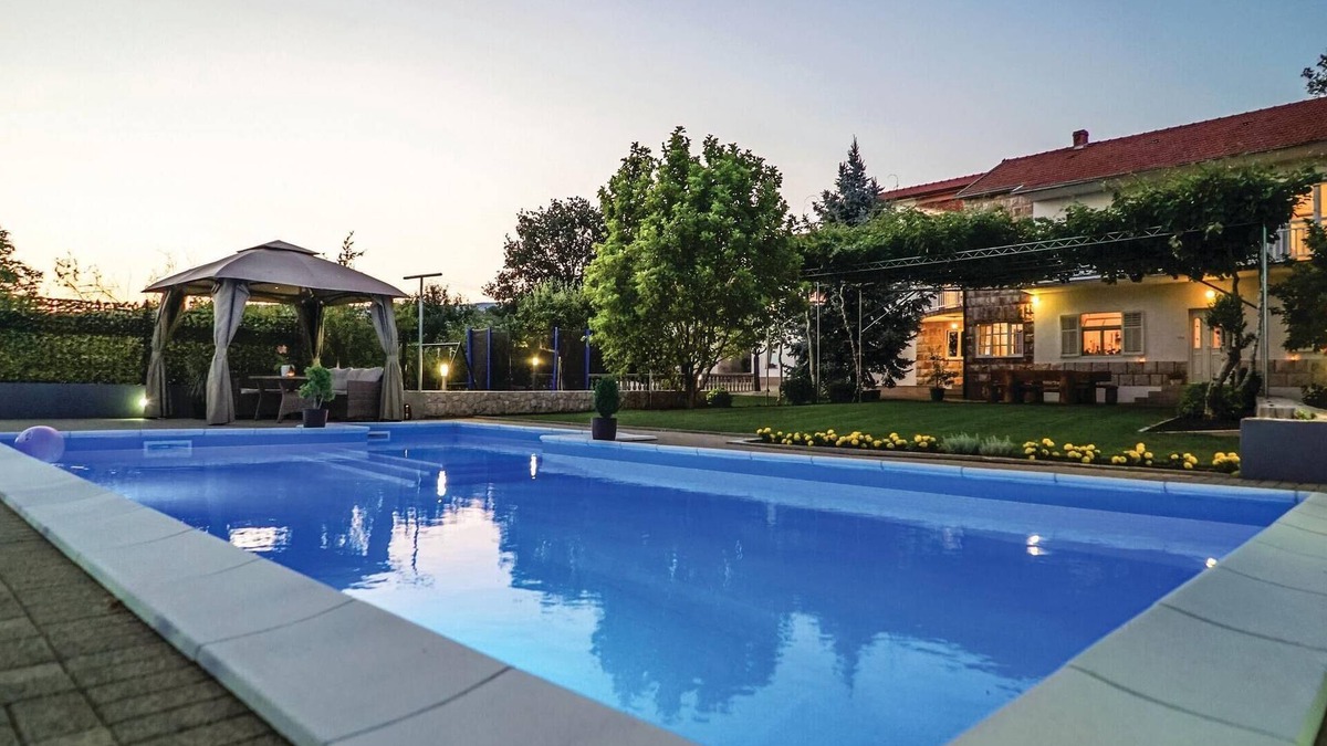 Imotski House | 5 bedroom amazing home in Vinjani Donji