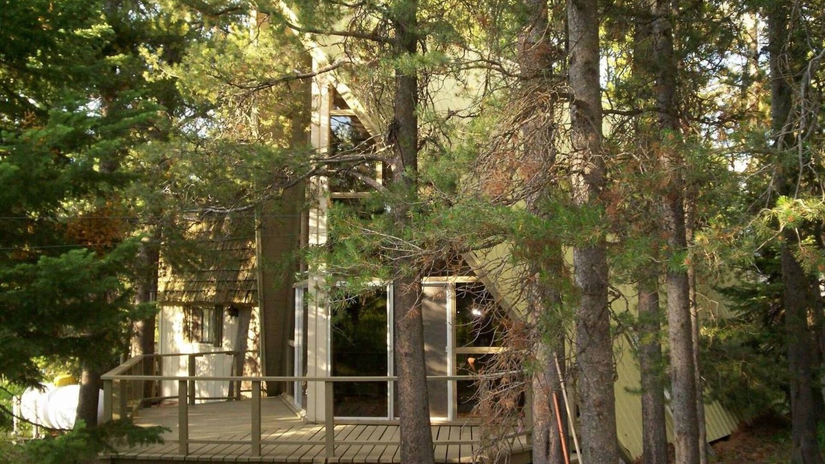 Island Park Cabin | 5-bedroom cabin just 27 minutes from Yellowstone National Park