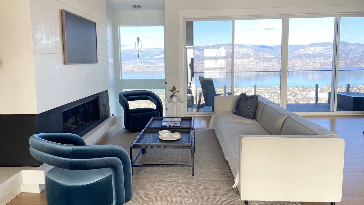 Southwest Mission House | 5-Bedroom Family Home: Panoramic Lake View + Pool. Perfect Work/Play Space