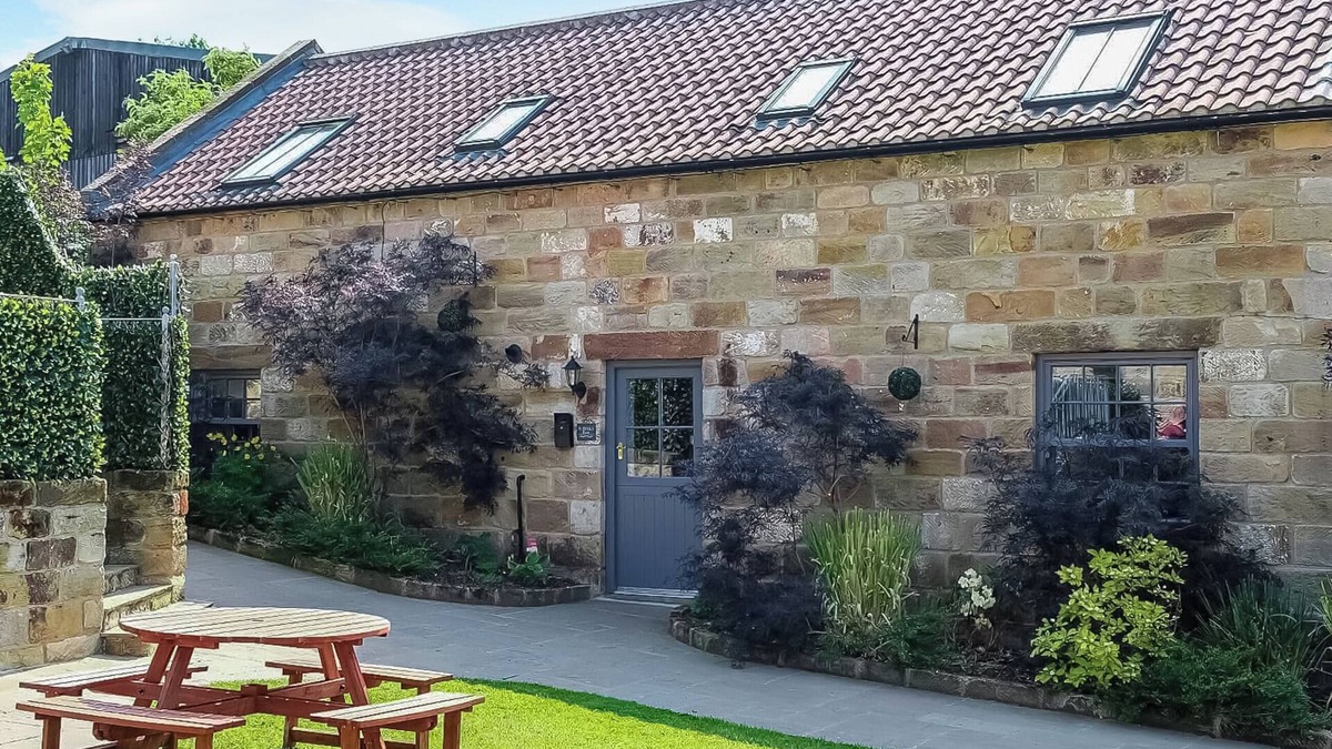 Hinderwell Cottage | 5 bedroom accommodation in Hinderwell, near Staithes