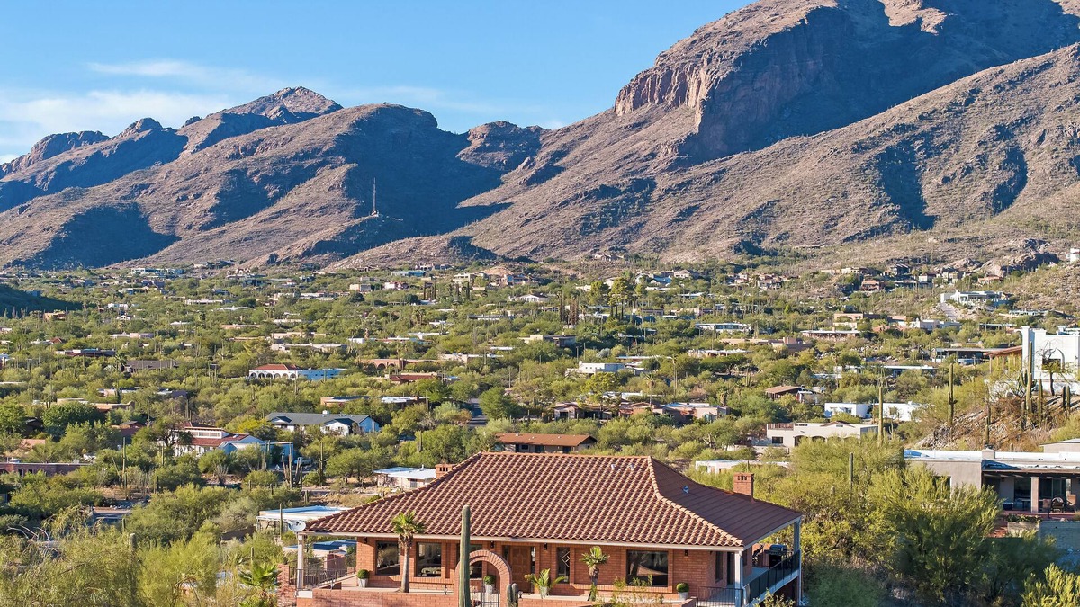 Coronado Foothills Estates House | 5 Bedroom HILLTOP Modern Breathtaking 360 degree VIEWS Heated Pool Spa Sleeps 16