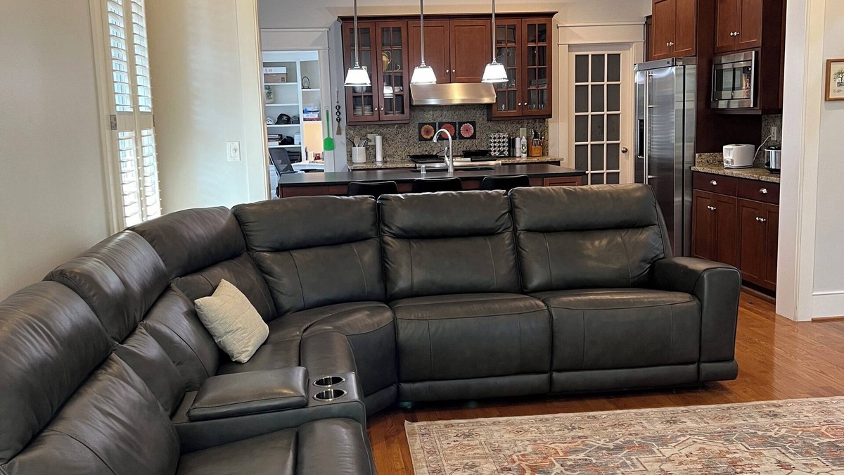Prospect House | 5-bedroom in Norton Commons with fitness room, hot tub, cold plunge, sauna