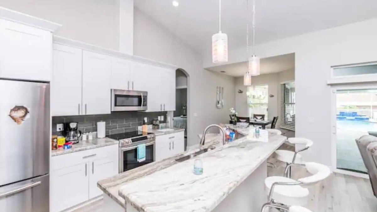 Bay Port Colony Resort | 5 Bedroom Luxury Resort Style Pool House