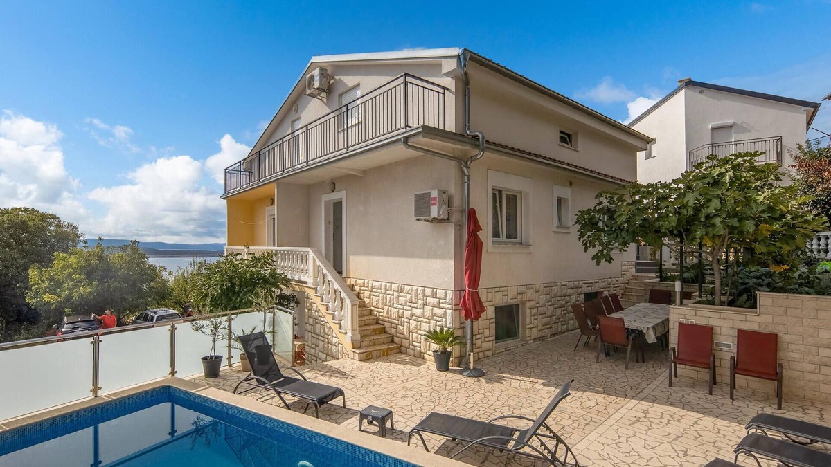 Crikvenica House | 5 bedroom stunning home in Crikvenica