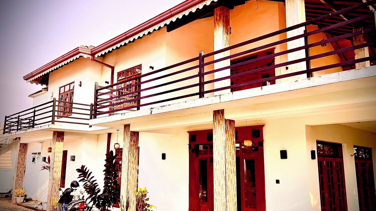 Negombo Villa | 5-bedroom villa in wonderful Negombo, 10 mins away from Airport & Beach.