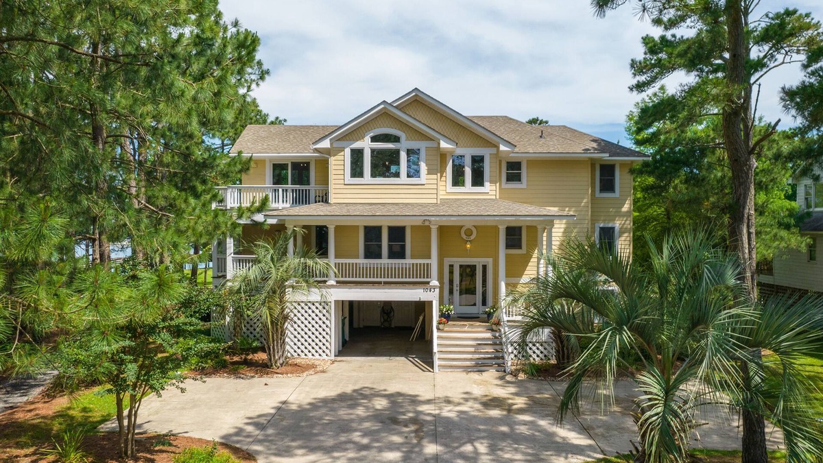 Whalehead Beach House | 5 Bedroom with views of the Currituck Sound & award winning resort amenities!