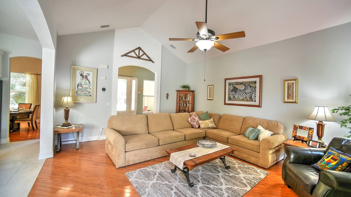 Ormond Beach House | 5 Bedrooms, 3 Full Bathrooms, sleeps 10, in the heart of Daytona Beach Area