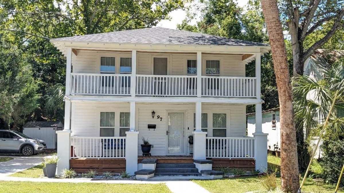 Historic Downtown Apalachicola House | 5 bedrooms that will fit your needs, stay awhile and enjoy local food and shops.