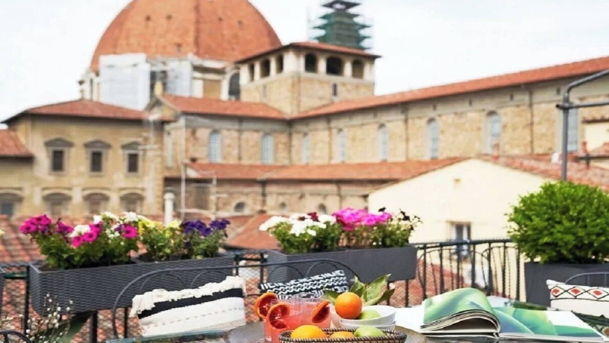 Duomo Apartment | 5 Beds With Unparalleled Views. Exceptional Style in Borgo San Lorenzo