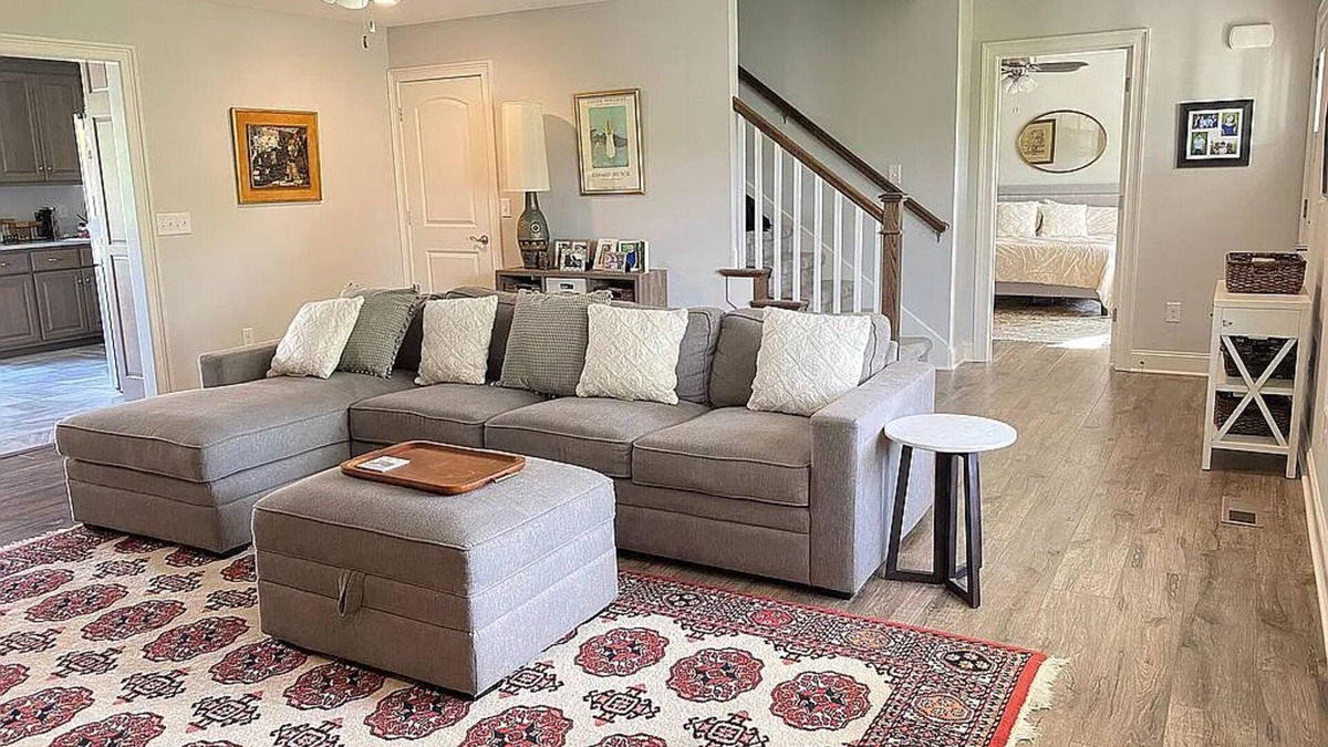Manchester House | 5 BR, 3 BA home near I-24 in incredible neighborhood- perfect mid term rental