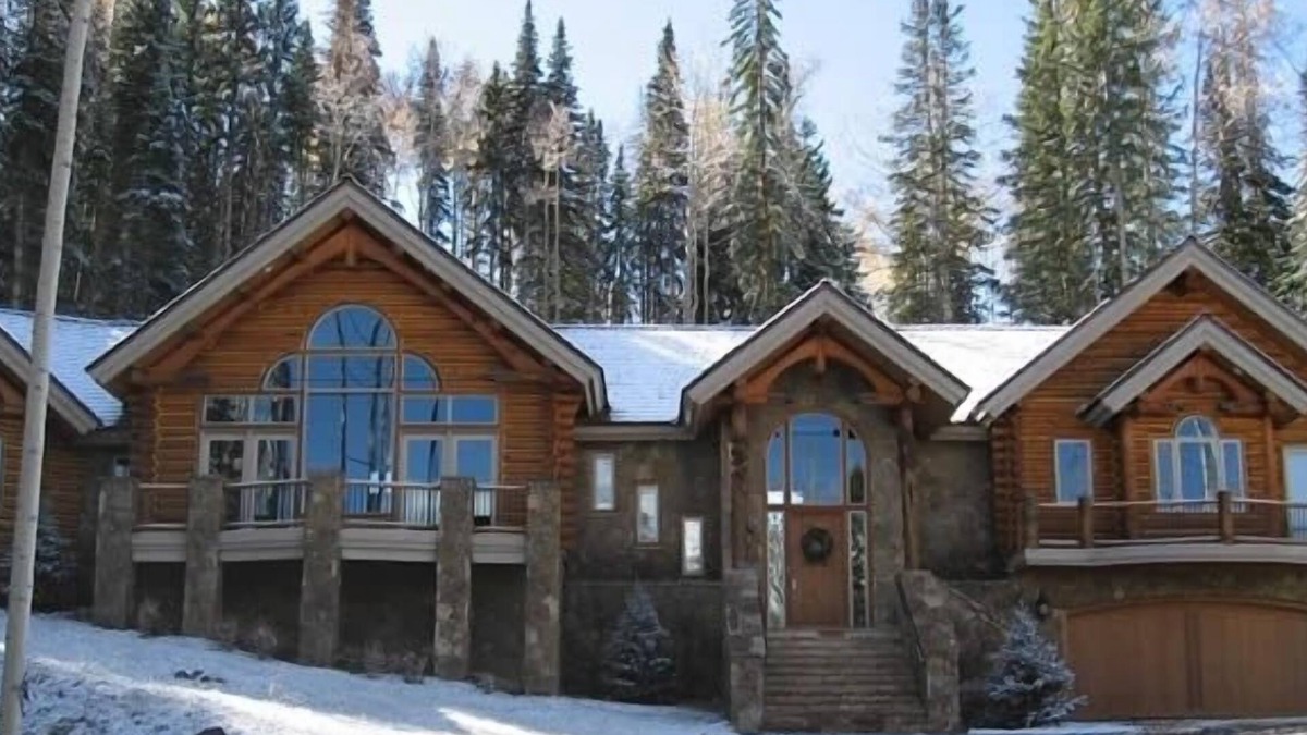 Mountain Village House | 5 BR + Loft Luxury Ski-in & Ski-out Log Home, stunning mountain views, hot tub
