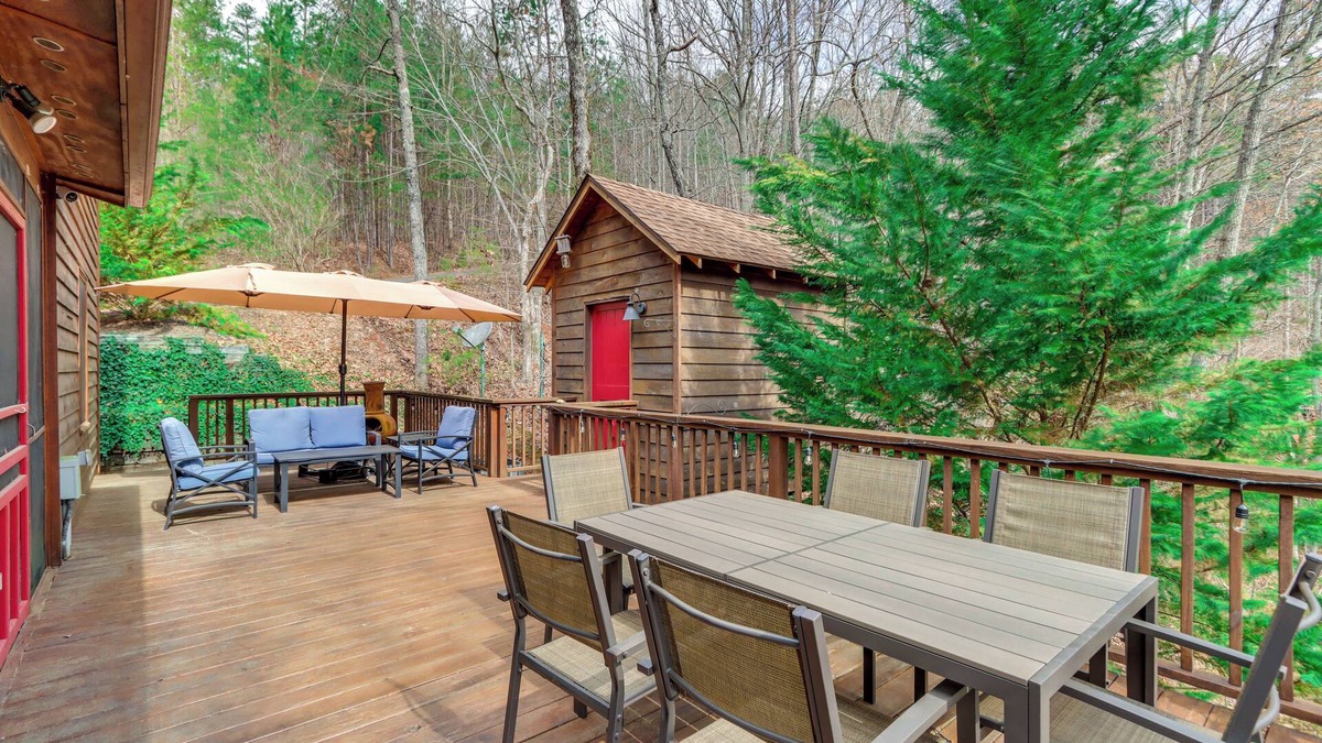 Murphy Cabin | 5 Mi to Cherokee Lake: Pet-Friendly Cabin w/Deck!