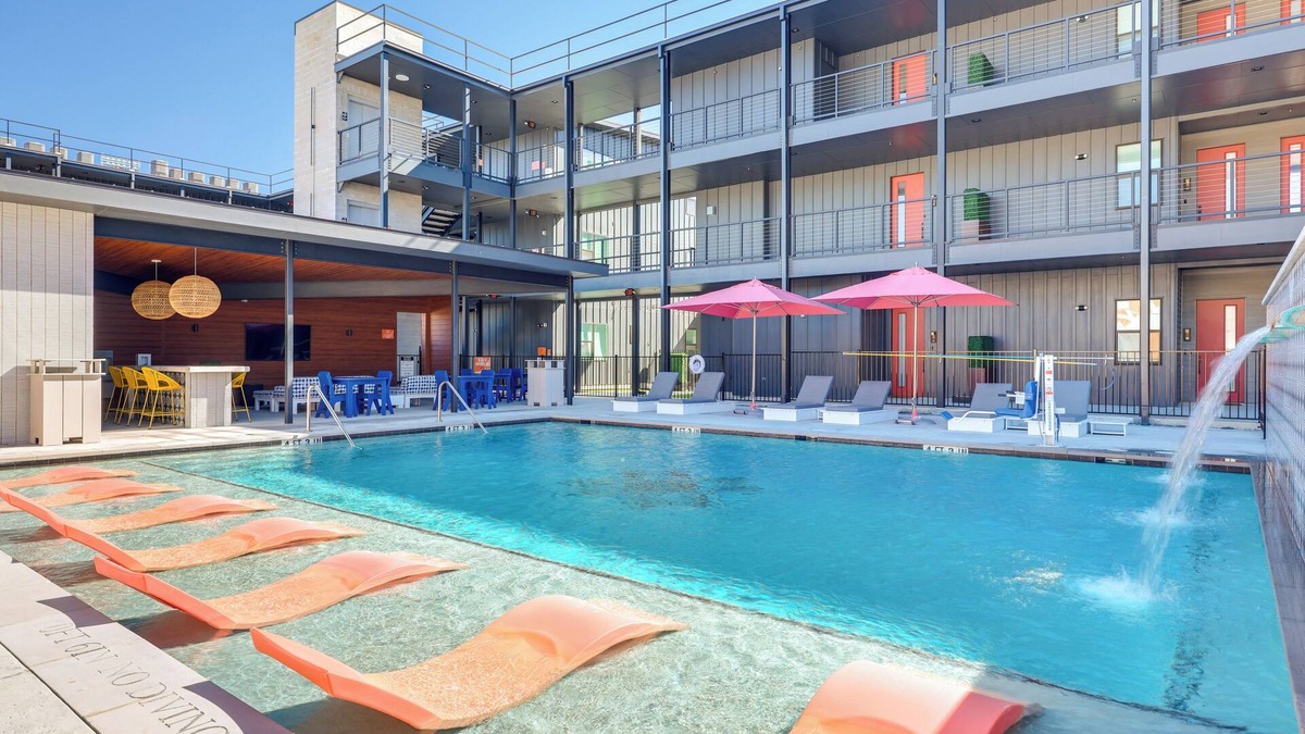New Braunfels Condo | 5 Mi to Dtwn: Modern Condo in New Braunfels!
