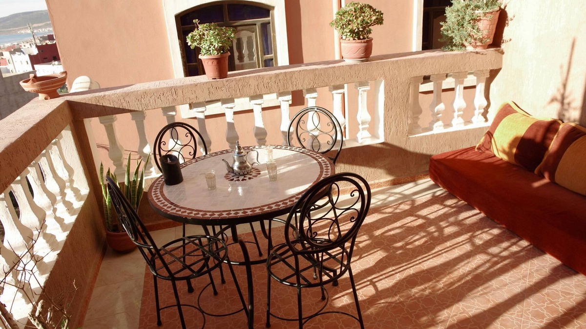 Tamrhakht Apartment | 5 min from beach, flat 60 m² terrace ideal family/surfeur peaceful typical Berber village