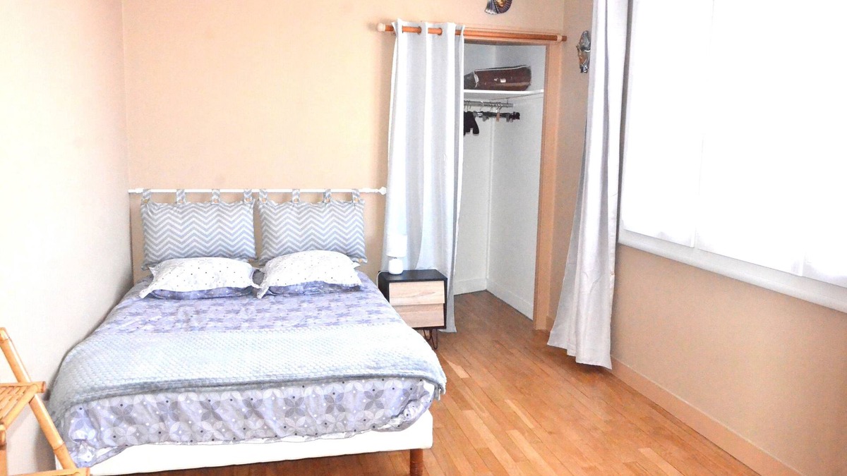 Limoges Apartment | 5 min from town center, 3-bedroom furnished apartment, approx. 70m2, 2nd floor.
