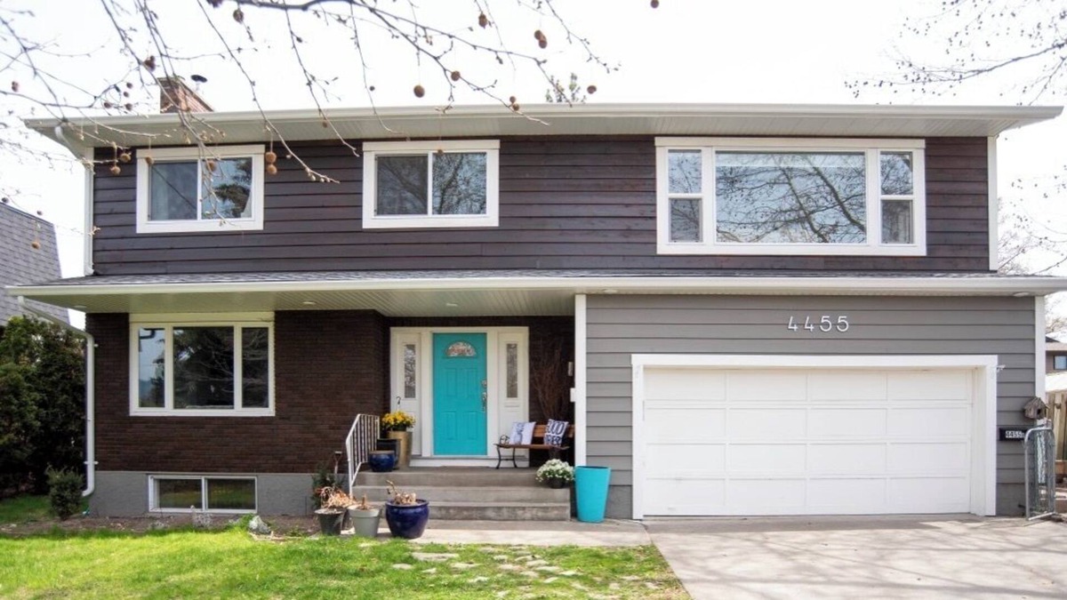 Central Okanagan House | 5 min to beach. Entire House. Lower Mission