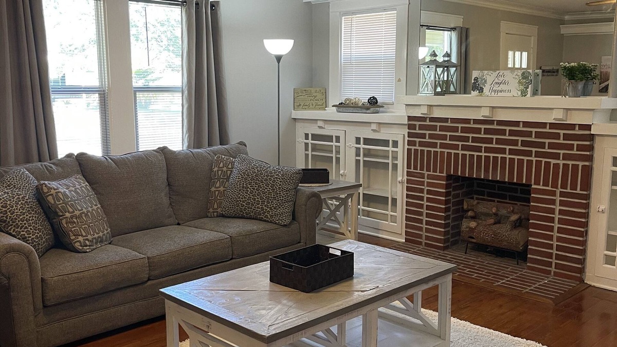 Marshall House | 5 min to East Texas Baptist University and Historical Downtown Marshall TX!