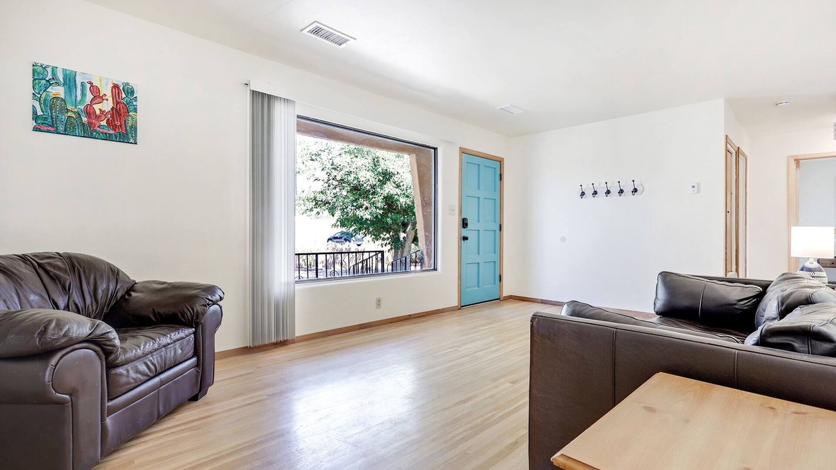 Rio Grande Blvd House | 5 min to Old Town - Prime location - Game Room - gated parking