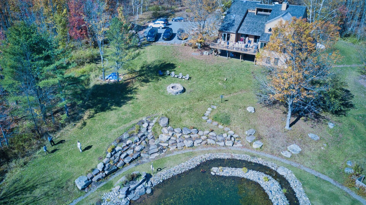 Windham House | 5 Min to Windham Mtn! Luxury Retreat w/Mountain Views! Natural Swimming Pond