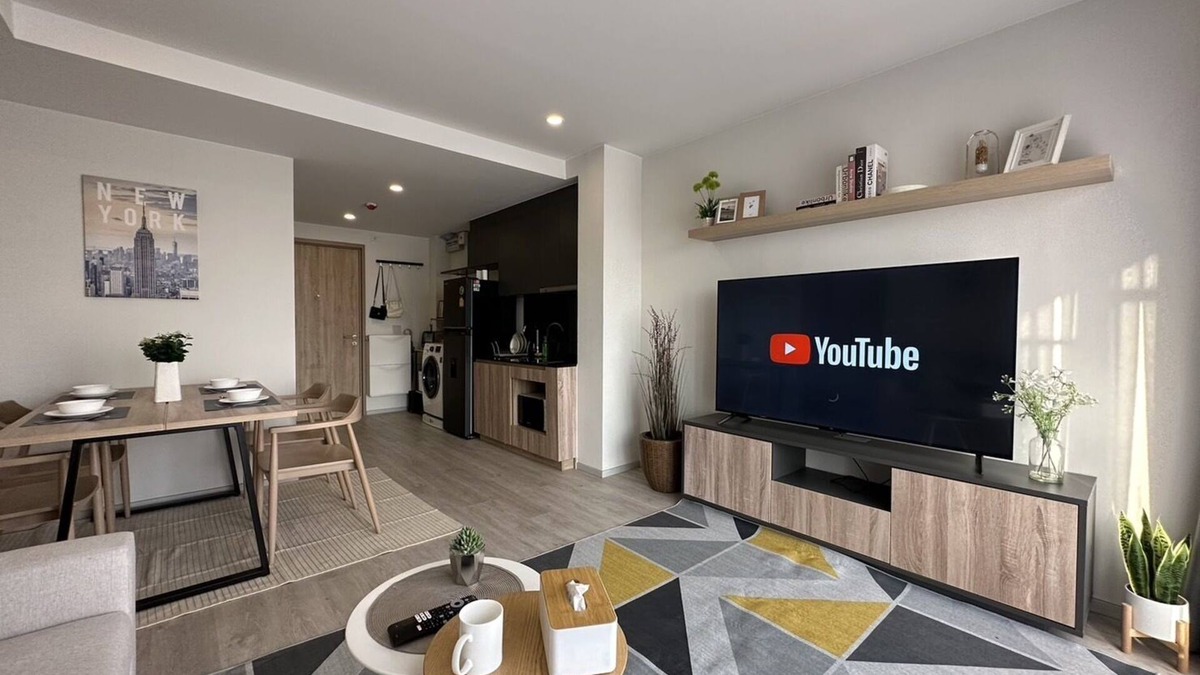 Yan Nawa Apartment | 5 mins to BTS Surasak Family 2Bedrooms 2BR w/Pool/Gym/Wi-fi@Sathornn