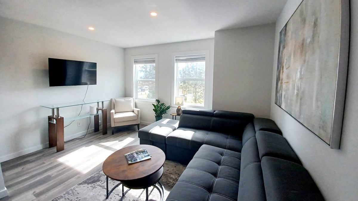 Westbank House | 5 minutes to central Westbank