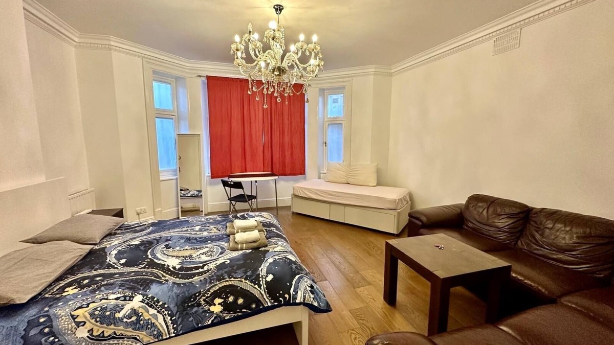 Bryanston and Dorset Square Apartment | 5 Minutes To Hyde Park and Oxford Street, 5 Bedrooms Apartment