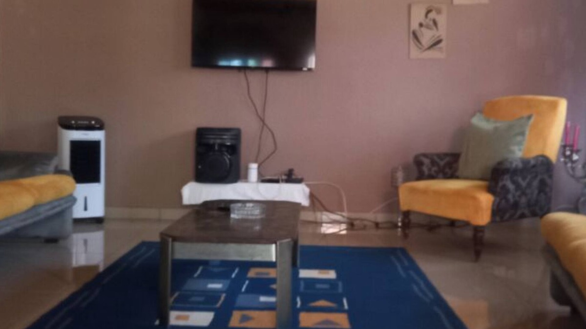 Ebolowa Apartment | 5-person apartment
